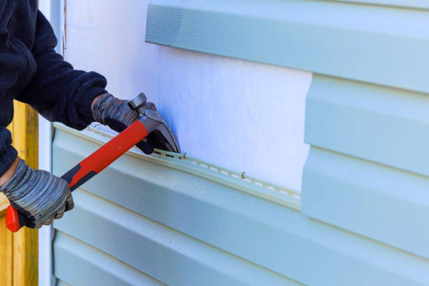 Reliable Emergency Siding Repair contractor in Youngstown, OH by Creative Siding